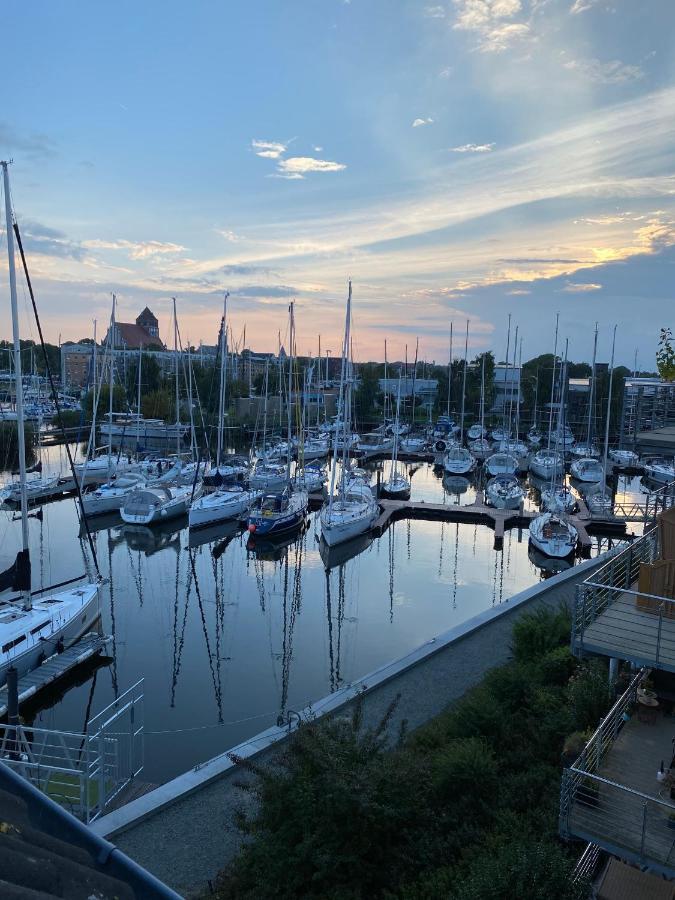 Ferienwohnung Marina Am Ryck جرايفسفالد المظهر الخارجي الصورة